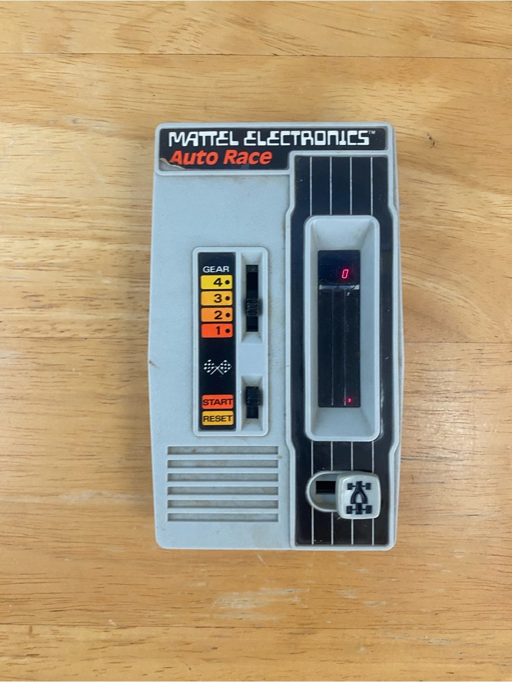 Vintage 1976 Mattel Handheld Auto Race Electronic Game